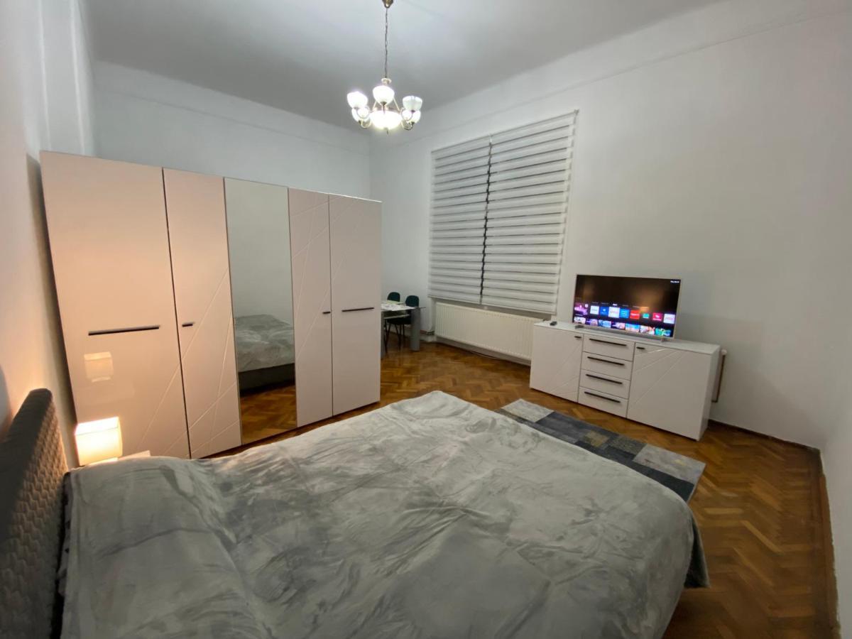 Apartament Super Central Cu Parcare Privata Διαμέρισμα Αράντ Εξωτερικό φωτογραφία